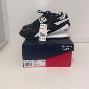 Reebok legacy lifter II Black white women 8.5